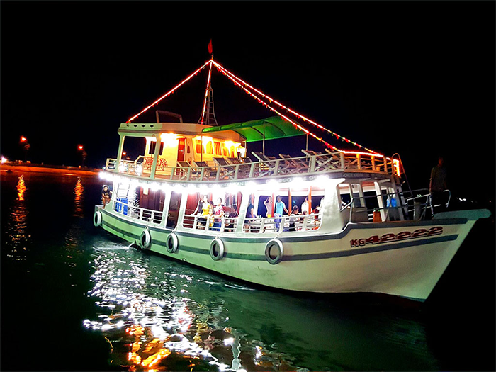 Tour câu mực đêm Quy Nhơn trải nghiệm hành trình săn mực